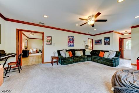 15 Shaffer Street Branchburg NJ 08876