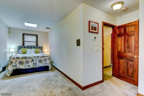 15 Shaffer Street Branchburg NJ 08876
