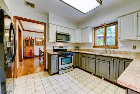 15 Shaffer Street Branchburg NJ 08876