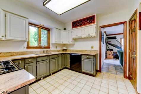 15 Shaffer Street Branchburg NJ 08876