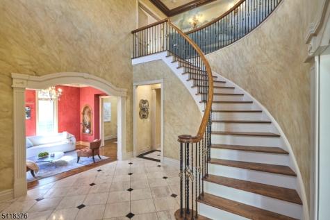 15 Michelle Way Montville NJ 07058