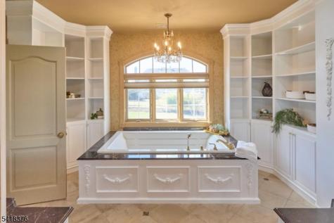 15 Michelle Way Montville NJ 07058
