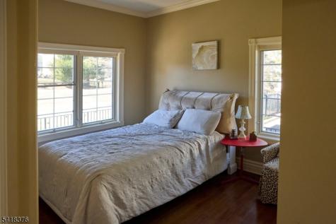 15 Michelle Way Montville NJ 07058