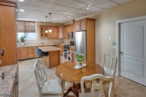 15 Michelle Way Montville NJ 07058