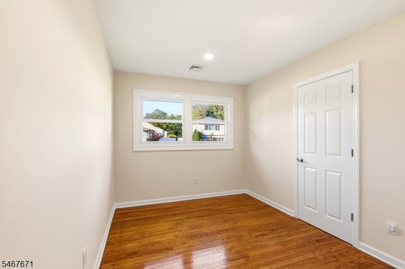 45 N Laurel Avenue Woodbridge NJ 08830