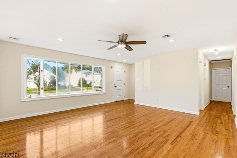 45 N Laurel Avenue Woodbridge NJ 08830