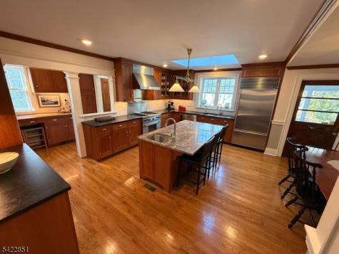 27 Maple Terrace Maplewood NJ 07040