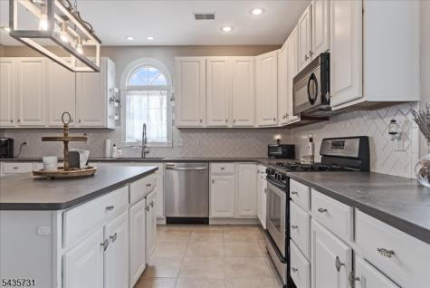 24 Saddle Ridge Road Sparta NJ 07871