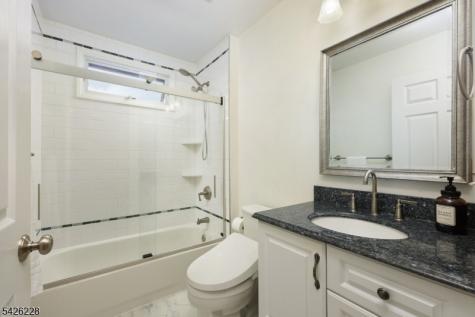 5 Gordon Place Bernards NJ 07920