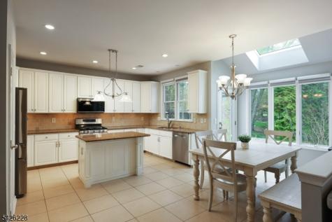 5 Gordon Place Bernards NJ 07920