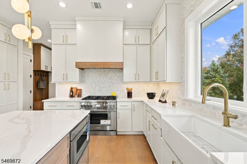 15 Highland Drive Livingston NJ 07039