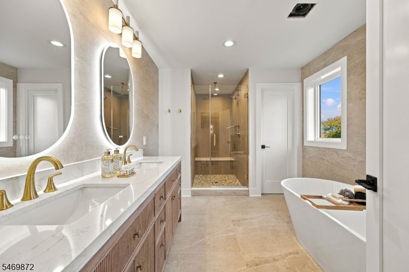 15 Highland Drive Livingston NJ 07039