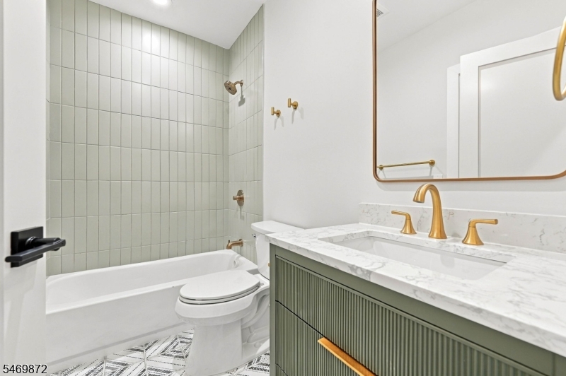 15 Highland Drive Livingston NJ 07039