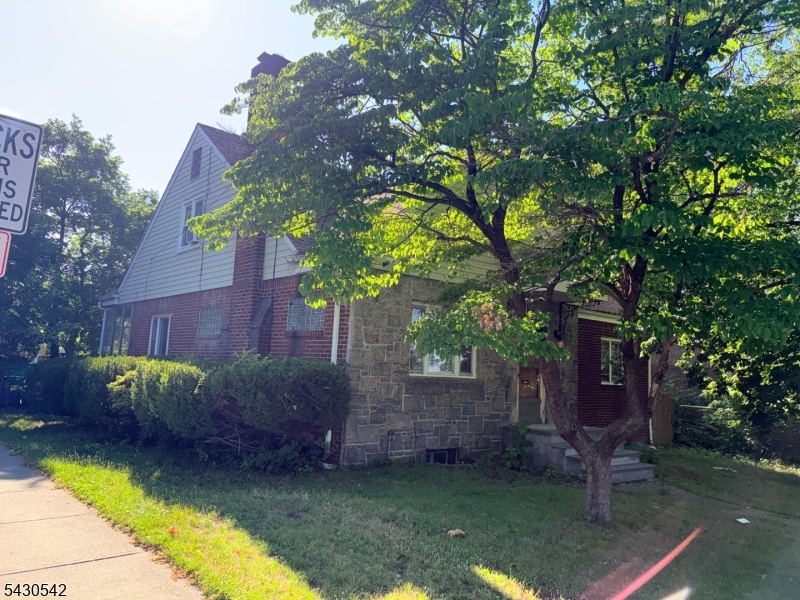 52 Lakeview Avenue Paterson NJ 07503