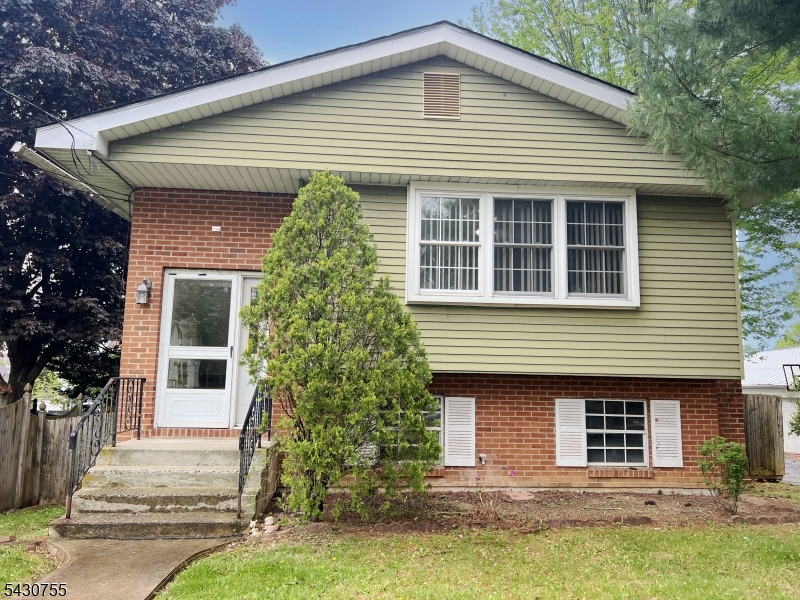 89 W Warren Street Washington NJ 07882
