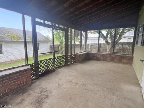 89 W Warren Street Washington NJ 07882