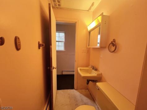 89 W Warren Street Washington NJ 07882
