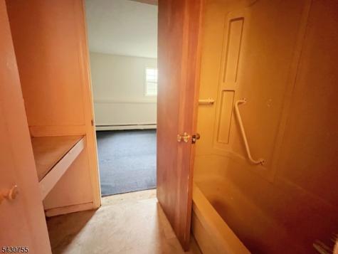 89 W Warren Street Washington NJ 07882