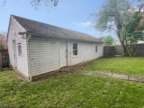 89 W Warren Street Washington NJ 07882