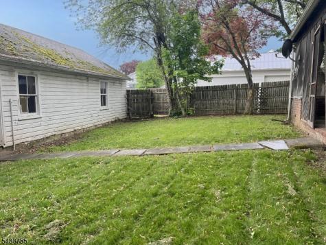 89 W Warren Street Washington NJ 07882