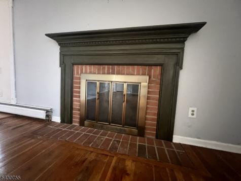 89 W Warren Street Washington NJ 07882