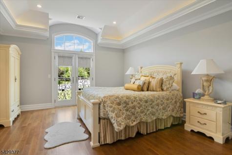2 Brighton Court Livingston NJ 07039