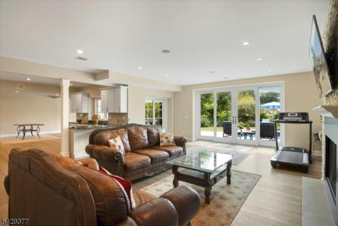 2 Brighton Court Livingston NJ 07039