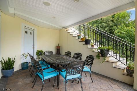 2 Brighton Court Livingston NJ 07039