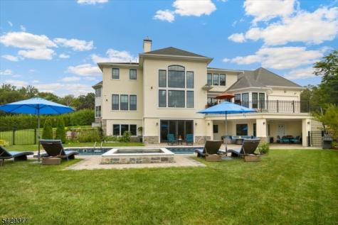 2 Brighton Court Livingston NJ 07039