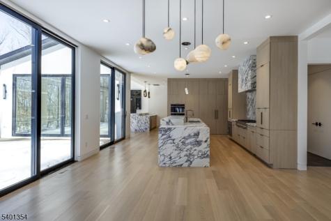 4 Harlow Pointe Cove Green Brook NJ 08812