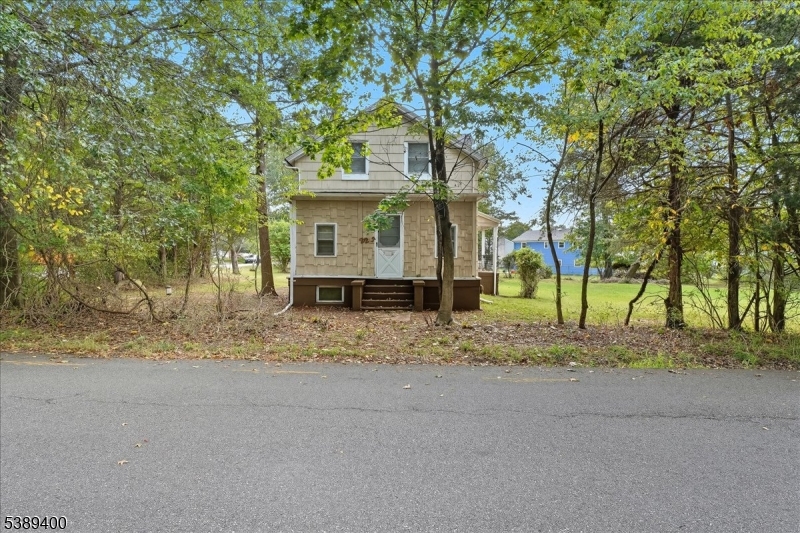 225 Irvington Avenue Franklin NJ 08873