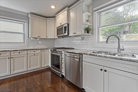 54 Phoenix Avenue Morristown NJ 07960