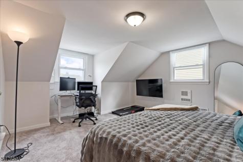 54 Phoenix Avenue Morristown NJ 07960