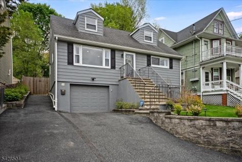 54 Phoenix Avenue Morristown NJ 07960