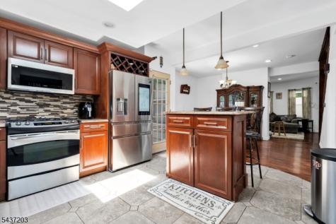 153 Mt Vernon Street Ridgefield Park Village NJ 07660