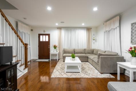 144 Silleck Street Clifton NJ 07013