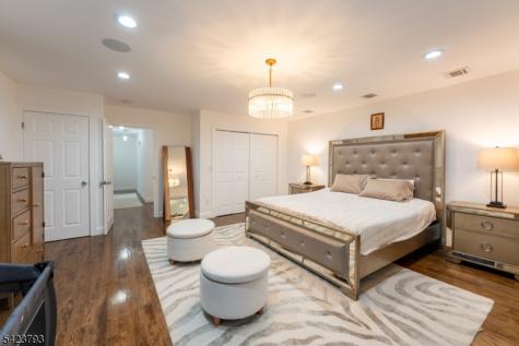 144 Silleck Street Clifton NJ 07013