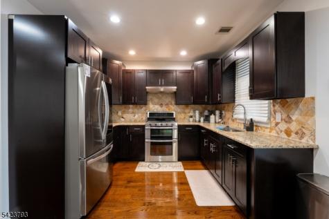 144 Silleck Street Clifton NJ 07013