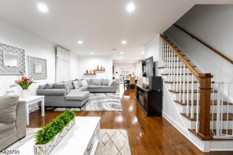 144 Silleck Street Clifton NJ 07013
