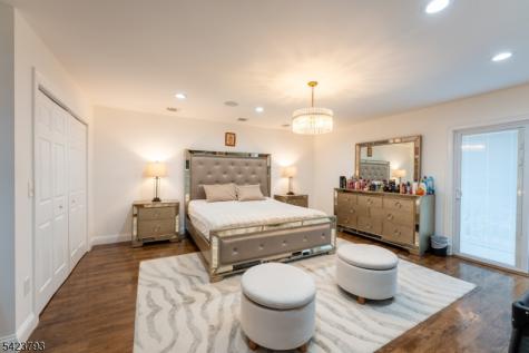 144 Silleck Street Clifton NJ 07013