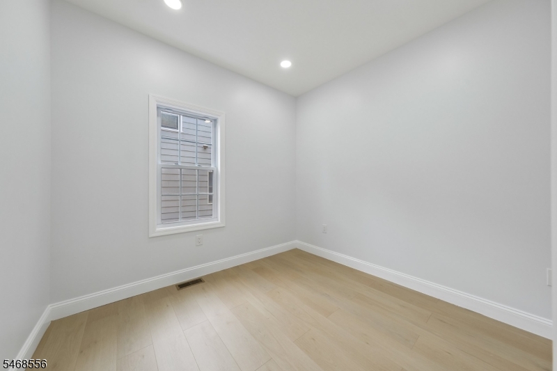 250 Milltown Road Springfield NJ 07081