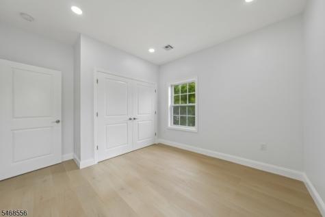 250 Milltown Road Springfield NJ 07081