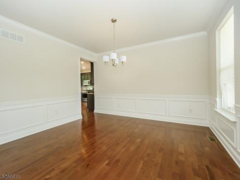 10 Holcombe Grove Road West Amwell NJ 08530