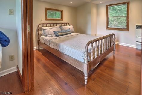 114 Lakeside Drive Liberty NJ 07823