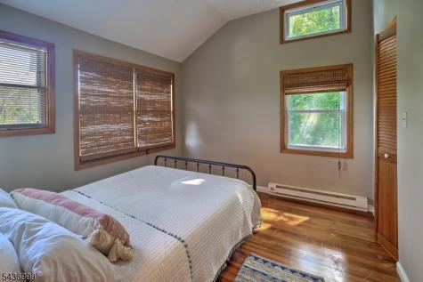 114 Lakeside Drive Liberty NJ 07823