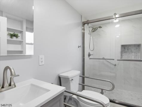 15 Adelphi Court Edison NJ 08837