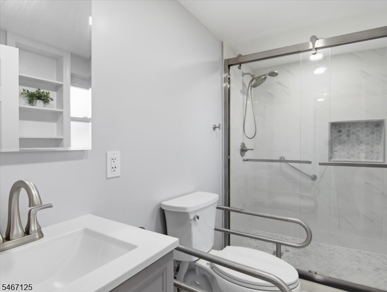 15 Adelphi Court Edison NJ 08837