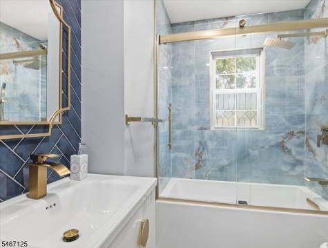 15 Adelphi Court Edison NJ 08837