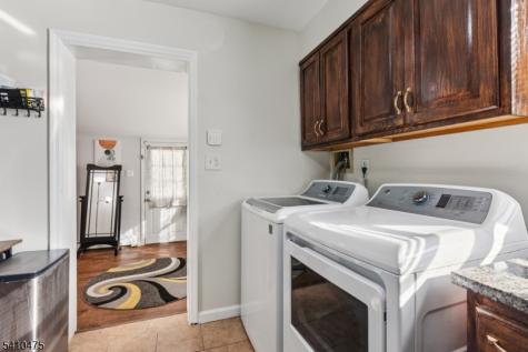41 Pinetree Drive Sayreville NJ 08859