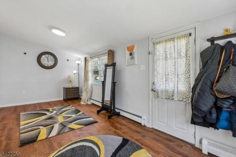 41 Pinetree Drive Sayreville NJ 08859
